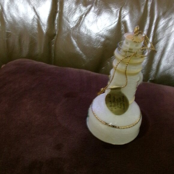 Vintage Heirloom Porcelain Bradford Edition Lighthouse Ornaments - Picture 14 of 15